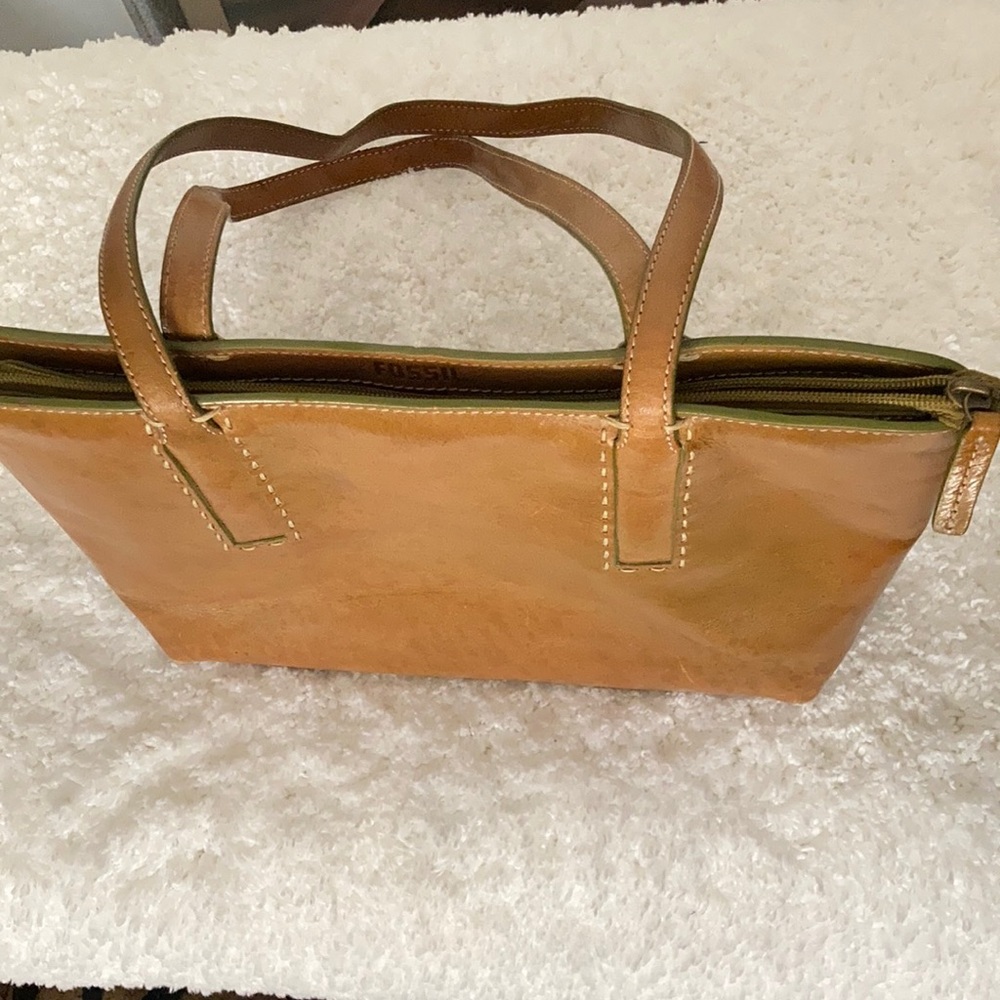 fossil leather purse